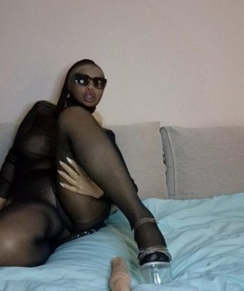 Живу в Москве и приглашаю в уютное гнездышко, чтобы сделать нашу встречу незабываемой. 🌟
У меня есть много возможностей для тебя - классический секс, оральный секс, массаж простаты, стриптиз, эротический массаж и многое другое. Уверена, что мои умелые руки и нежное тело доставят тебе настоящее наслаждение. 💋
Мои волнительные фотографии, которые увидишь в профиле, лишь малая часть моей привлекательности. Приходи и убедись в этом сам, а потом оставь свой отзыв о встрече. Мои клиенты всегда остаются довольны и возвращаются снова и снова. 💫
Дискретность и сохранность твоего личного пространства гарантированы. Прекрасное настроение и удовольствие тебе обеспечены! Не медли, позвони мне прямо сейчас и мы с тобой окунемся в мир страсти и наслаждения. 🔥 9937, 38 лет